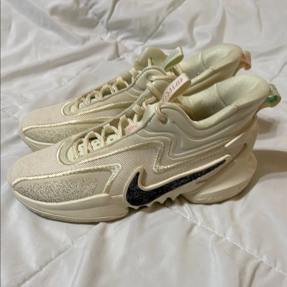 Nike Cosmic Unity 2 Men’s Size 8.5 Basketball - Picture 5 of 10